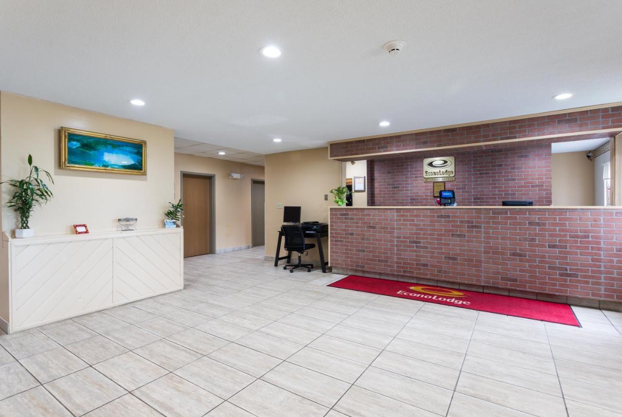 Econo Lodge Painted Post - Corning Bagian luar foto